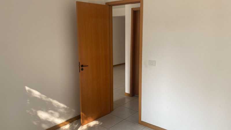 Apartamento à venda com 2 quartos, 70m² - Foto 17