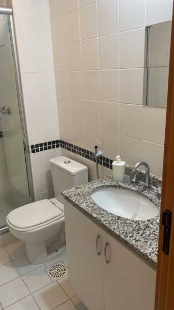 Apartamento à venda com 2 quartos, 70m² - Foto 21