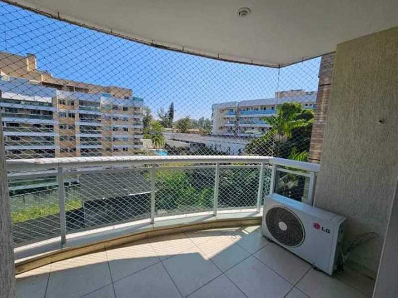 Apartamento à venda com 3 quartos, 88m² - Foto 3