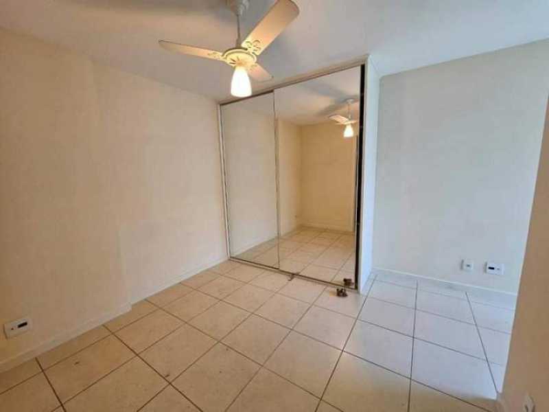 Apartamento à venda com 3 quartos, 88m² - Foto 15