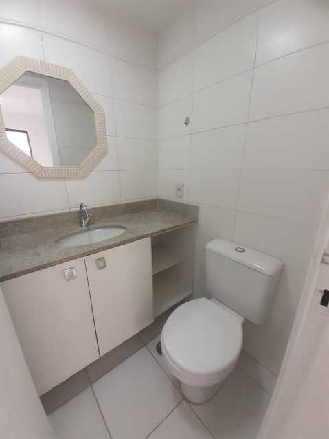 Apartamento à venda com 2 quartos, 65m² - Foto 17