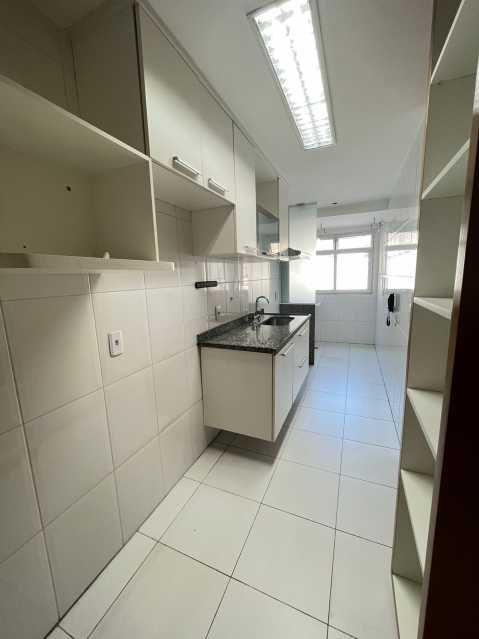 Apartamento à venda com 2 quartos, 88m² - Foto 12