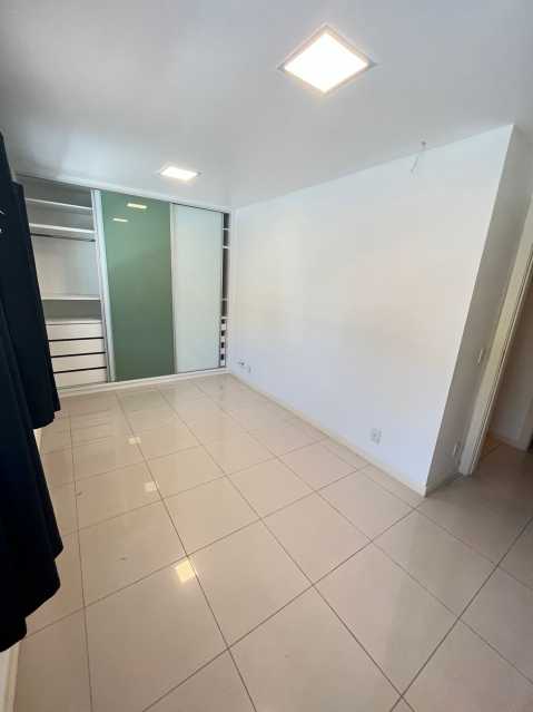 Apartamento à venda com 2 quartos, 88m² - Foto 9