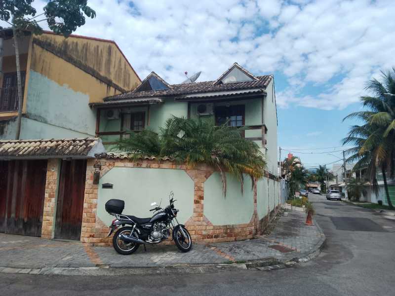 Casa de Condomínio à venda com 3 quartos, 150m² - Foto 3