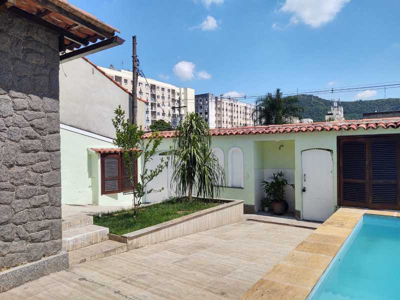 Casa à venda com 5 quartos, 400m² - Foto 5