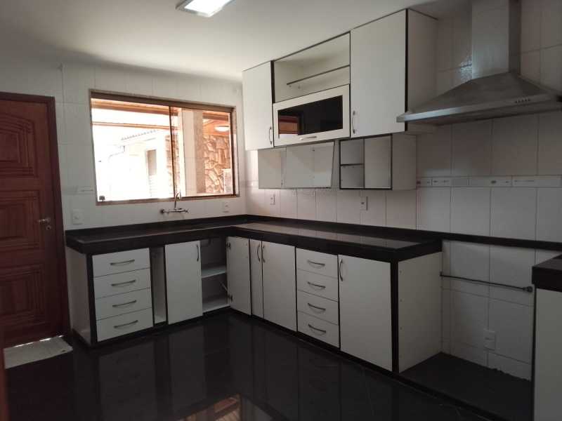 Casa de Condomínio à venda com 3 quartos, 180m² - Foto 17