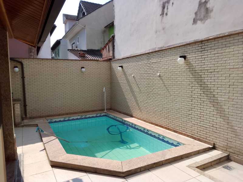 Casa de Condomínio à venda com 3 quartos, 180m² - Foto 4