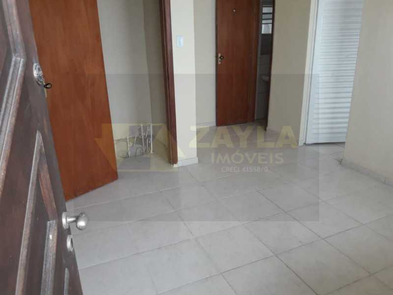 Casa de Vila à venda com 1 quarto, 48m² - Foto 2