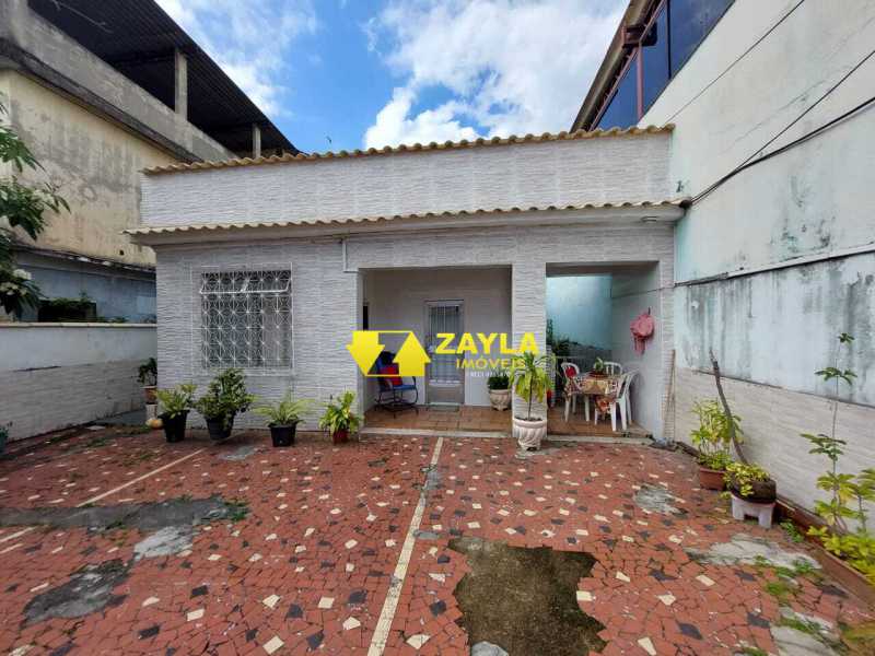 Casa de Condomínio à venda com 5 quartos, 100m² - Foto 2