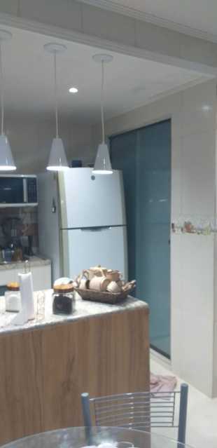 Casa à venda com 3 quartos, 180m² - Foto 11