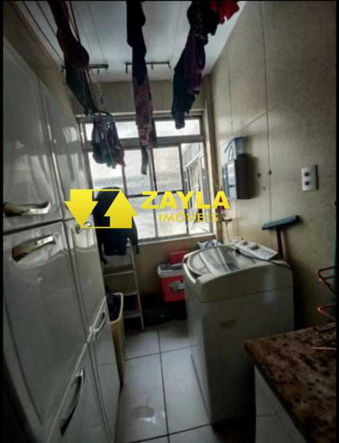 Apartamento à venda com 2 quartos, 74m² - Foto 2