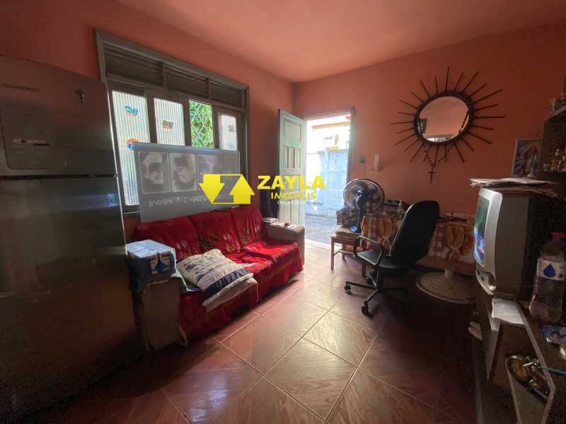 Casa à venda com 1 quarto, 140m² - Foto 1