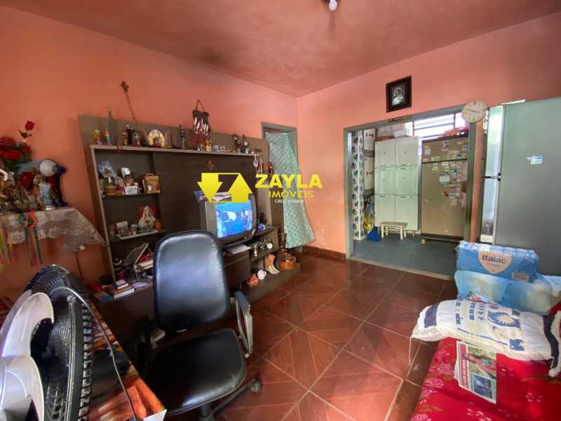 Casa à venda com 1 quarto, 140m² - Foto 3