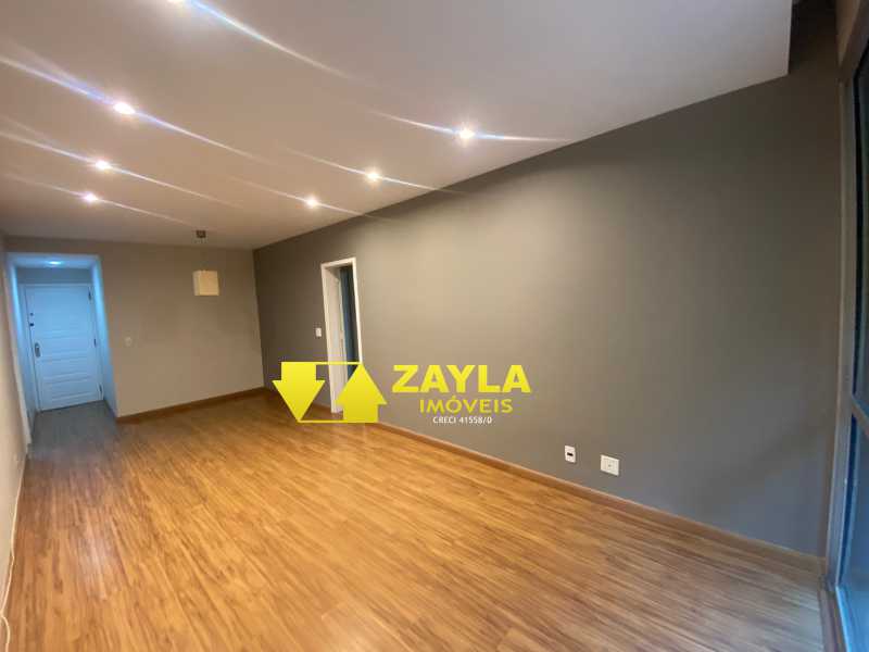 Apartamento à venda com 2 quartos, 90m² - Foto 2