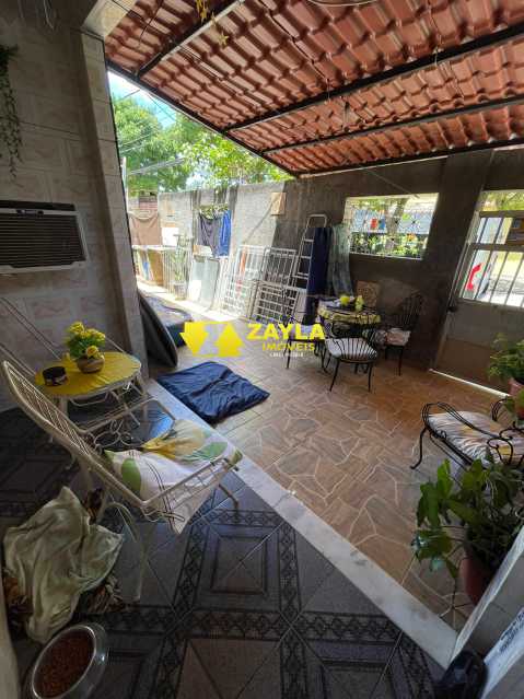 Casa à venda com 4 quartos, 215m² - Foto 12