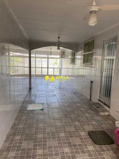 Casa de Condomínio à venda com 3 quartos, 210m² - Foto 5