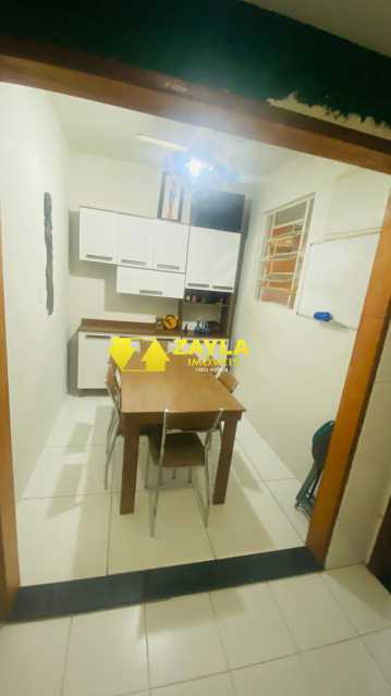 Apartamento à venda com 2 quartos, 62m² - Foto 3