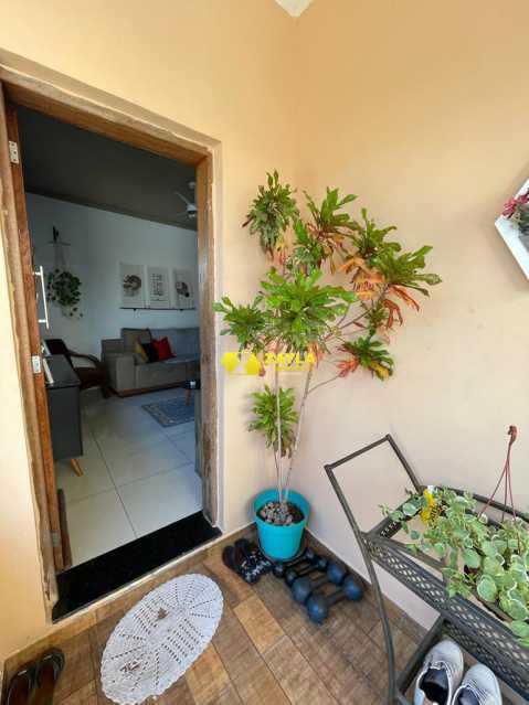 Casa à venda com 2 quartos, 550m² - Foto 2