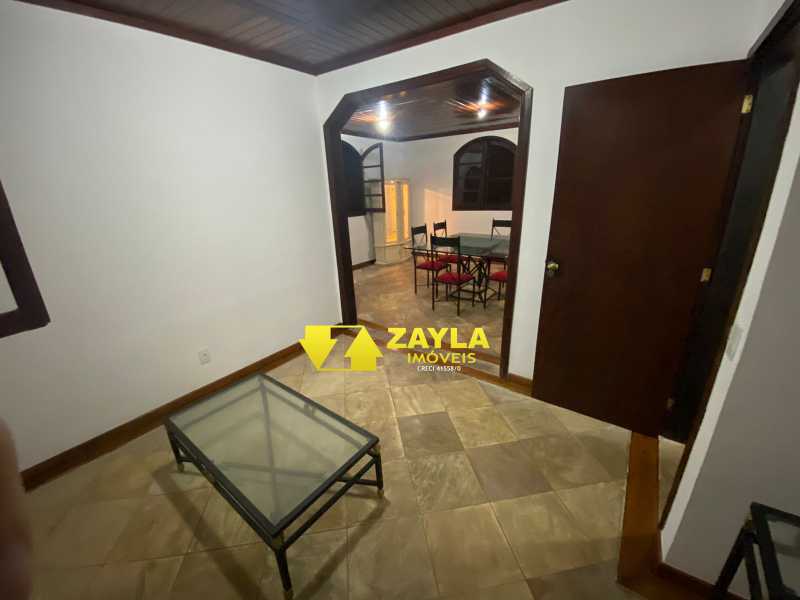 Casa à venda com 5 quartos, 272075m² - Foto 2