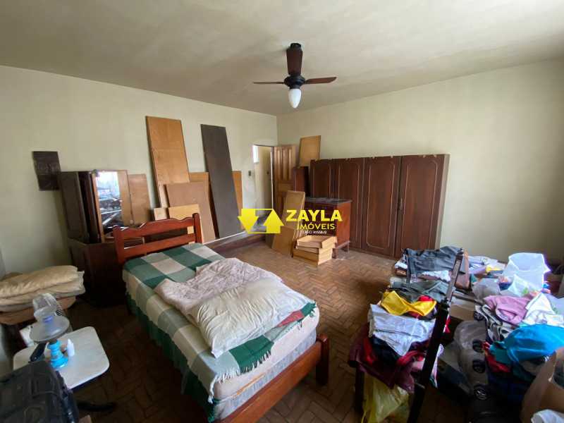 Casa de Condomínio à venda com 3 quartos, 334m² - Foto 4