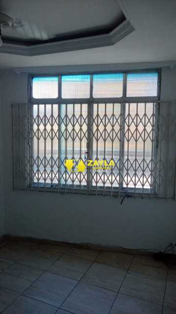 Apartamento à venda com 2 quartos, 67m² - Foto 2