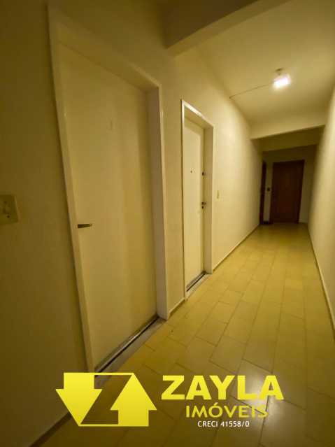 Apartamento à venda com 1 quarto, 45m² - Foto 12