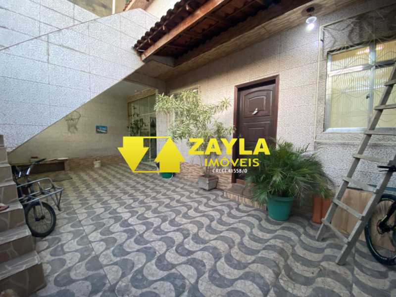 Casa à venda com 3 quartos, 240m² - Foto 23