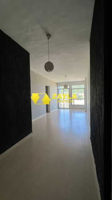 Apartamento à venda com 3 quartos, 83m² - Foto 1