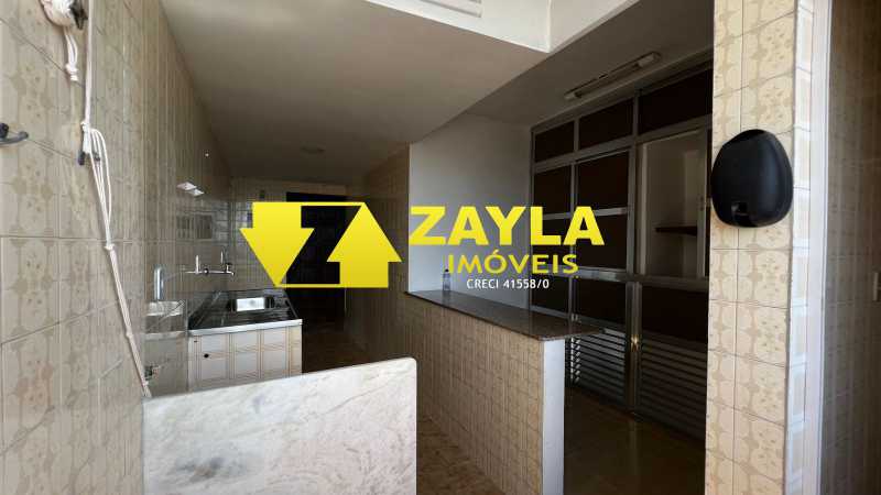 Apartamento à venda com 3 quartos, 83m² - Foto 19