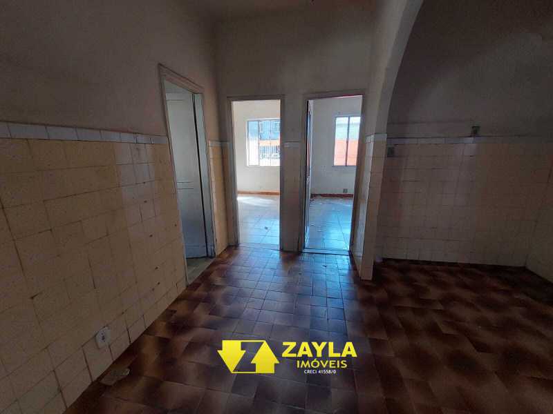 Casa à venda com 5 quartos, 150m² - Foto 3