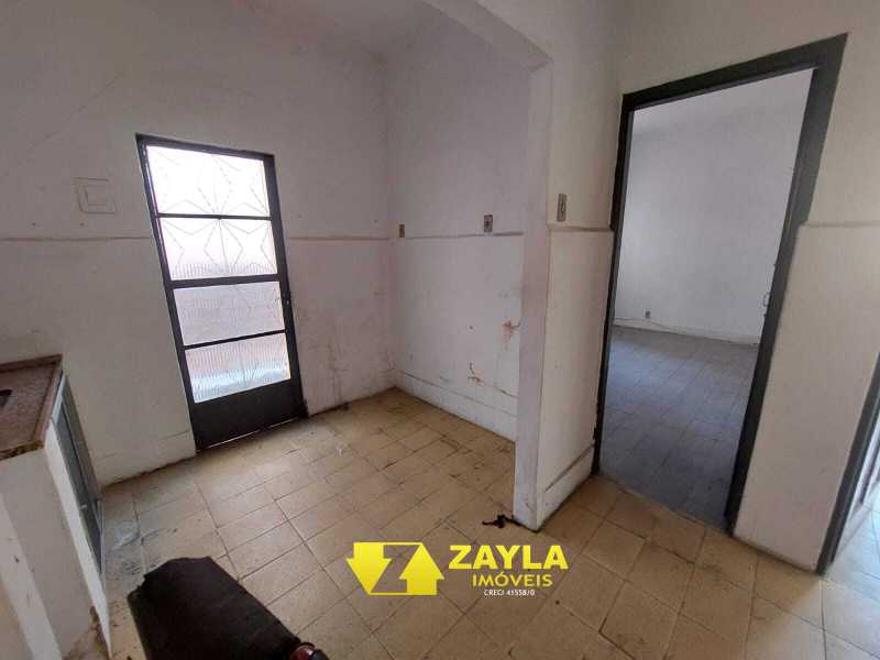 Casa à venda com 5 quartos, 150m² - Foto 10