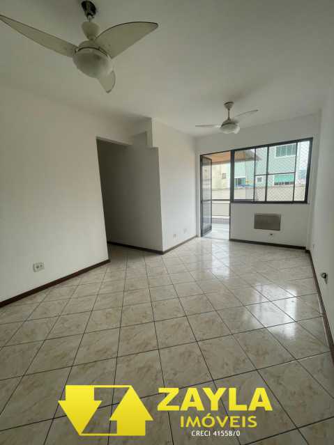 Apartamento para alugar com 3 quartos, 90m² - Foto 1