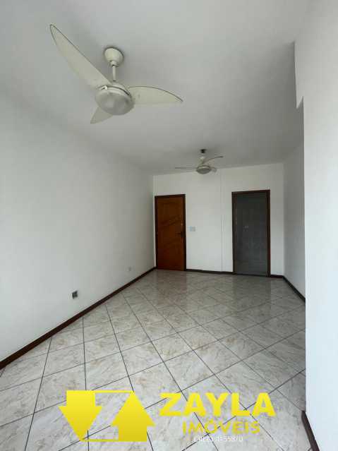 Apartamento para alugar com 3 quartos, 90m² - Foto 3