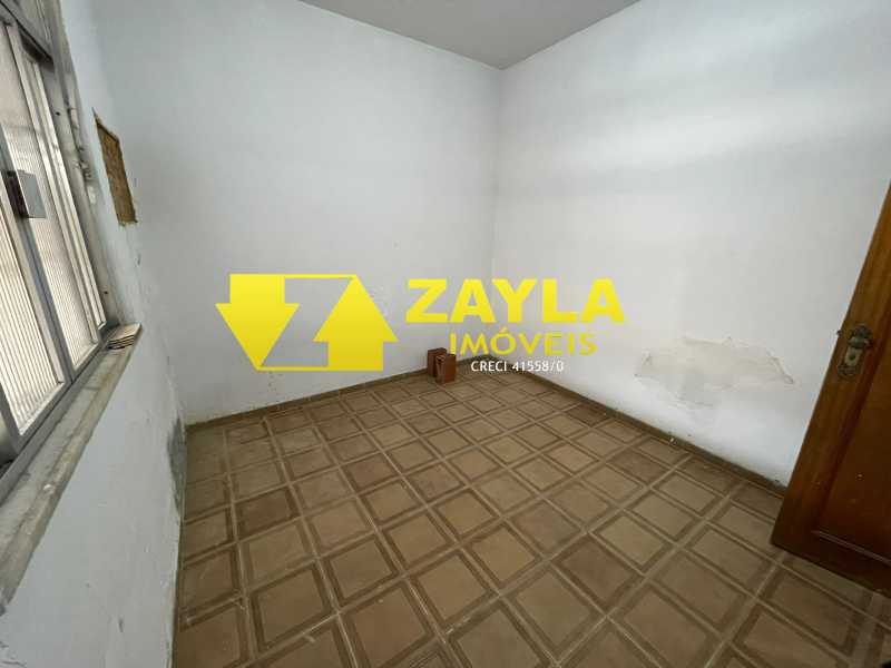 Apartamento à venda com 2 quartos, 75m² - Foto 11