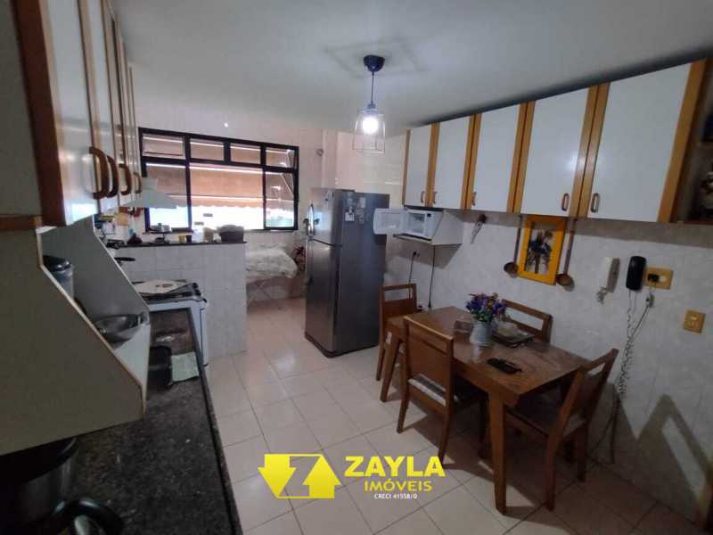 Apartamento à venda com 2 quartos, 82m² - Foto 17