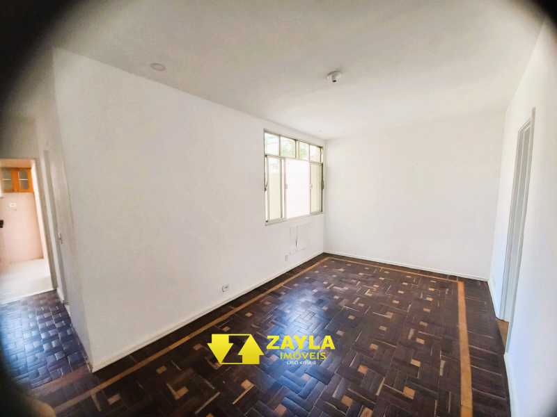 Apartamento à venda com 2 quartos, 64m² - Foto 2