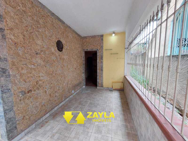 Casa à venda com 2 quartos, 112m² - Foto 2