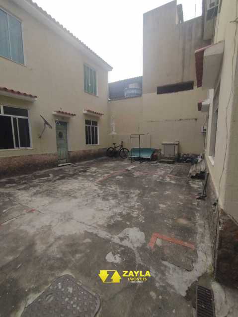 Casa de Vila à venda com 2 quartos, 60m² - Foto 3