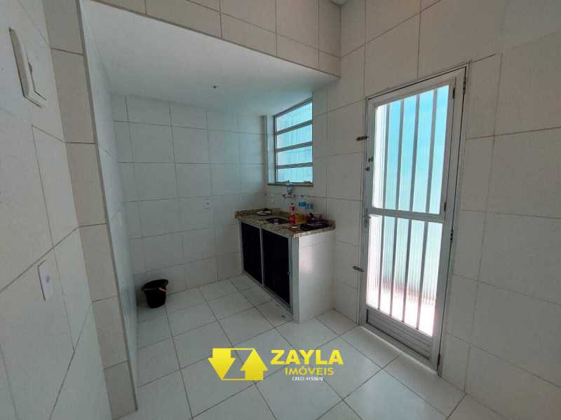 Casa de Vila à venda com 3 quartos, 65m² - Foto 13