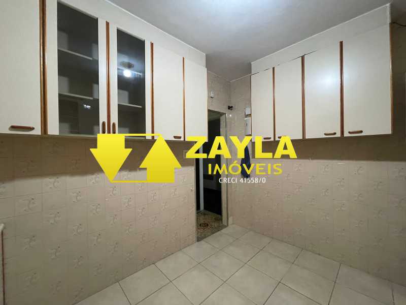 Apartamento para alugar com 2 quartos, 70m² - Foto 17