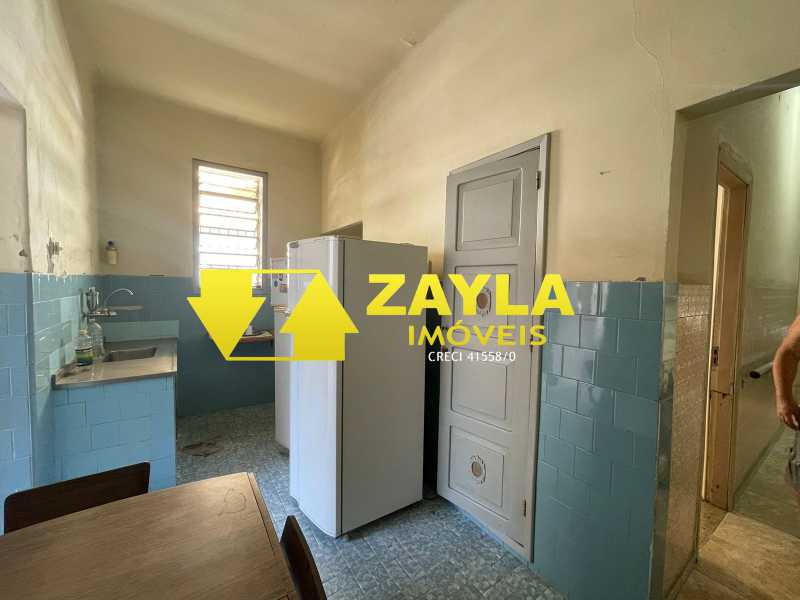 Casa à venda com 3 quartos, 200m² - Foto 14