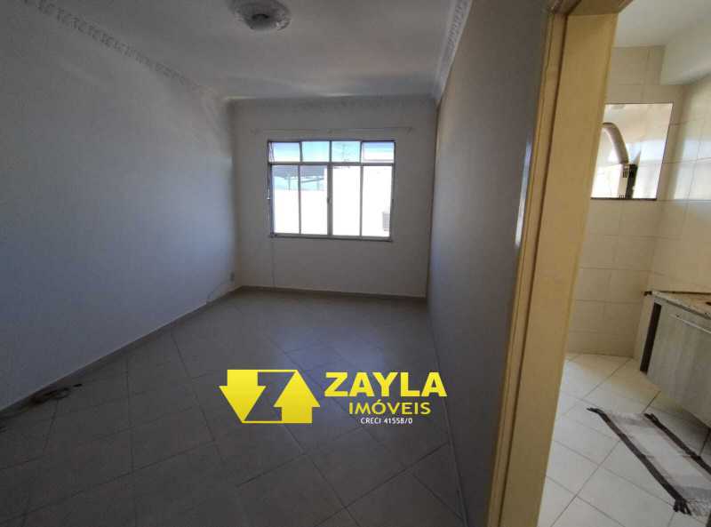 Apartamento à venda com 2 quartos, 75m² - Foto 4