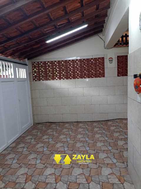 Casa à venda com 2 quartos, 64m² - Foto 2