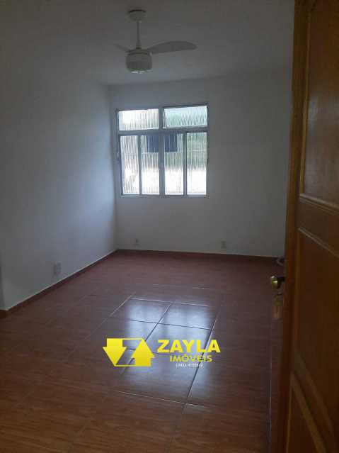 Apartamento à venda com 3 quartos, 70m² - Foto 2