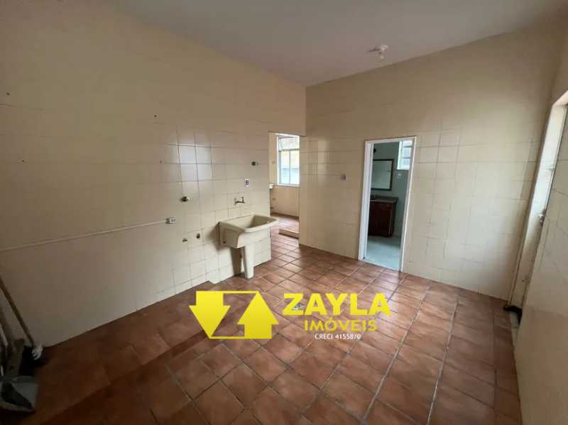 Casa à venda com 3 quartos, 131m² - Foto 18