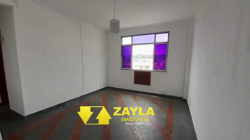 Apartamento à venda com 2 quartos, 75m² - Foto 2