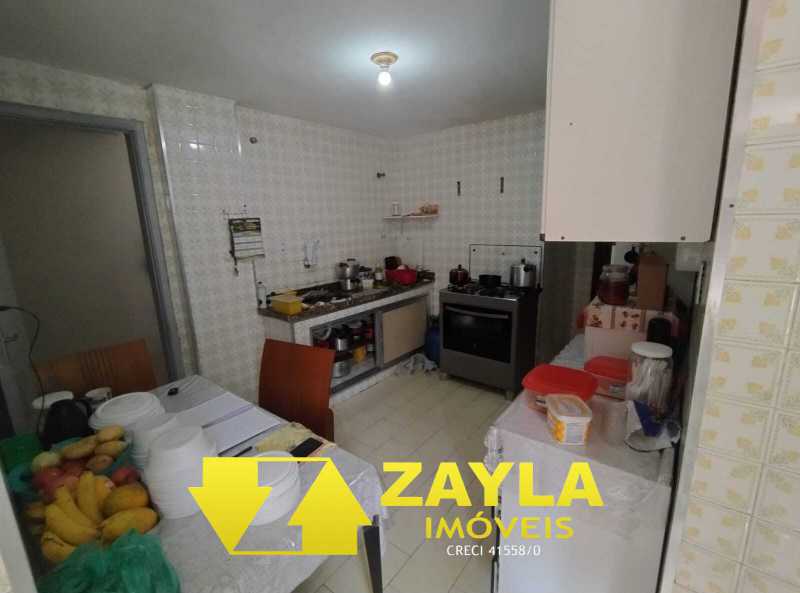 Apartamento à venda com 3 quartos, 95m² - Foto 19