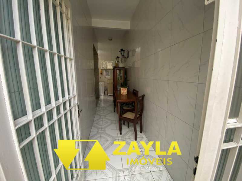 Casa à venda com 2 quartos, 215m² - Foto 12