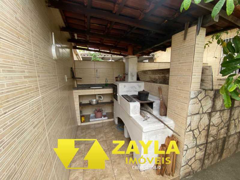 Casa à venda com 2 quartos, 215m² - Foto 14