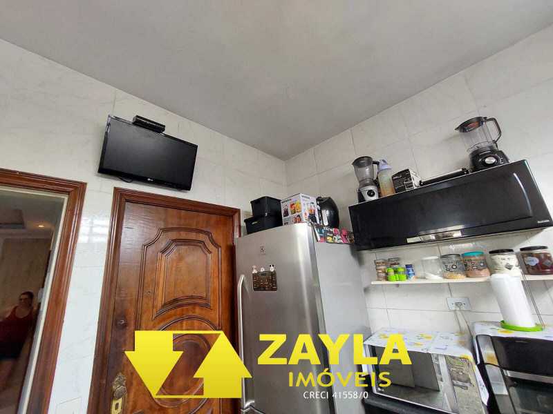 Apartamento à venda com 2 quartos, 64m² - Foto 12